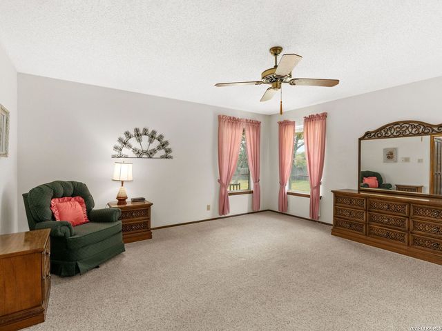 418 RUA DE MATTA ST, San Antonio, TX 78232