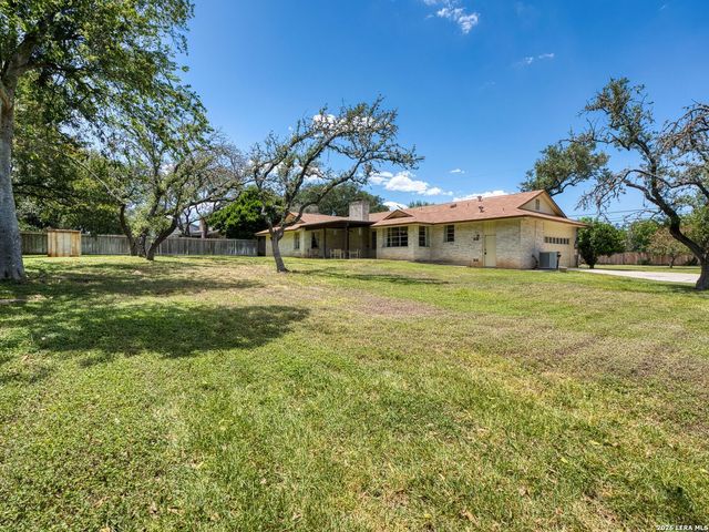 418 RUA DE MATTA ST, San Antonio, TX 78232