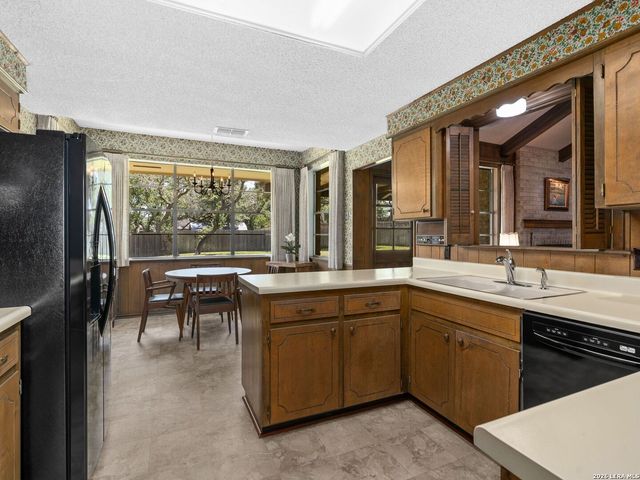418 RUA DE MATTA ST, San Antonio, TX 78232