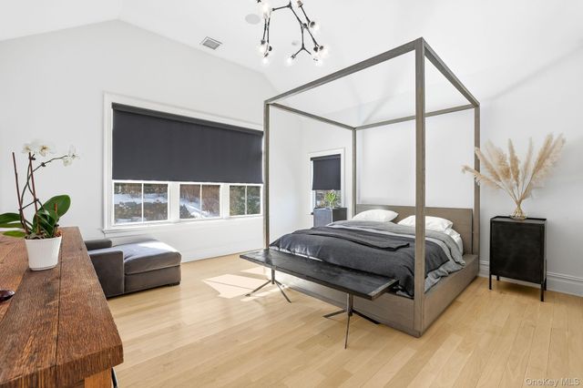 99 Central Avenue, Rye, NY 10580