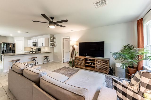 28605 Cedar Court, Huntsville, TX 77340