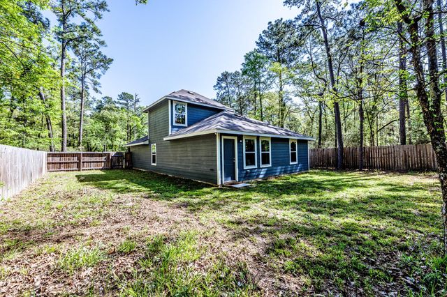 28605 Cedar Court, Huntsville, TX 77340