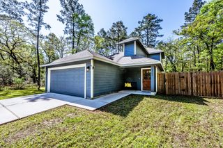 28605 Cedar Court, Huntsville, TX 77340