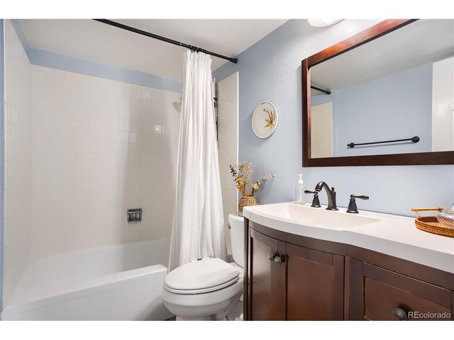 6735 E Arizona Ave C, Denver, CO 80224