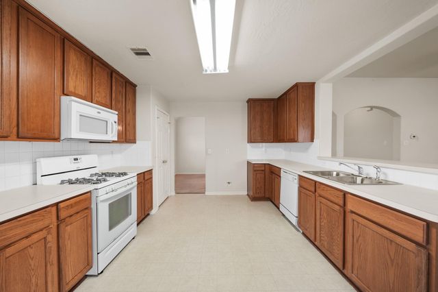 3808 Parry Court, Pearland, TX 77584