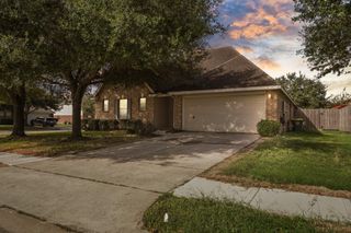 3808 Parry Court, Pearland, TX 77584