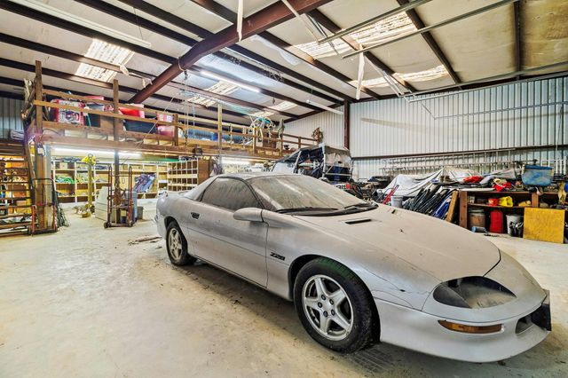 1994 N Fm 356, Onalaska, TX 77360