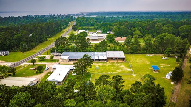 1994 N Fm 356, Onalaska, TX 77360