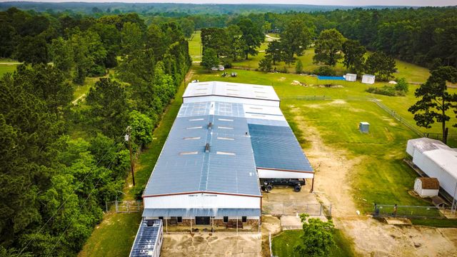1994 N Fm 356, Onalaska, TX 77360