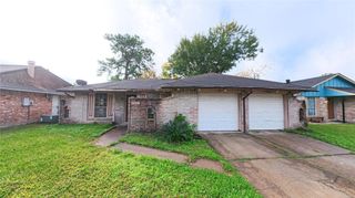 4223 Fallen Oaks Drive, Houston, TX 77091