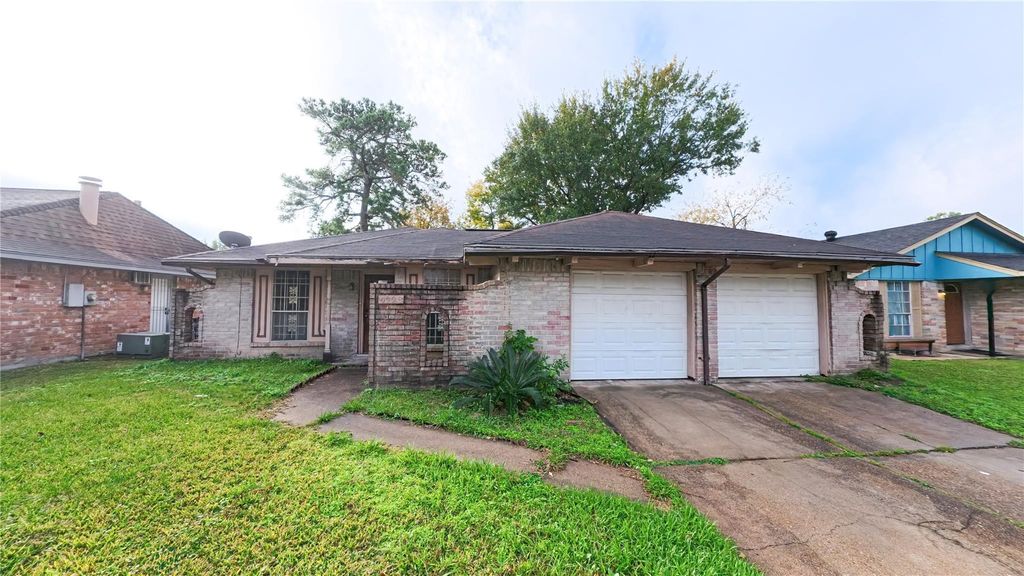 4223 Fallen Oaks Drive, Houston, TX 77091