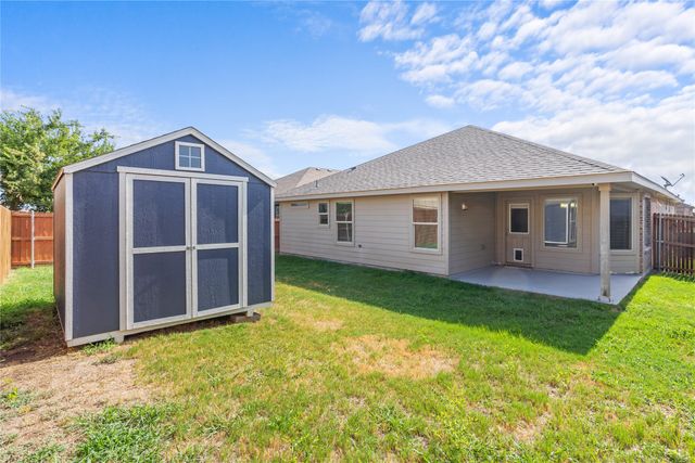 8225 Spotted Doe Drive, Fort Worth, TX 76179