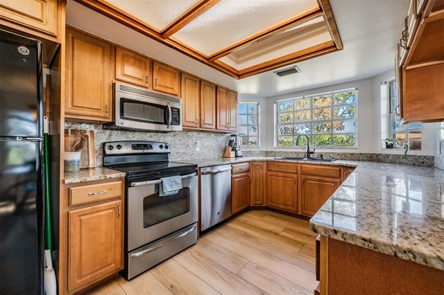 9814 REYLINDA AVENUE, Thonotosassa, FL 33592