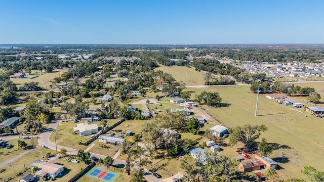 9814 REYLINDA AVENUE, Thonotosassa, FL 33592