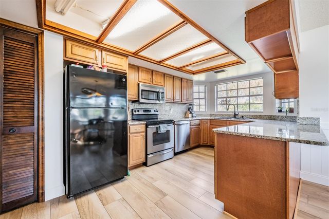 9814 REYLINDA AVENUE, Thonotosassa, FL 33592