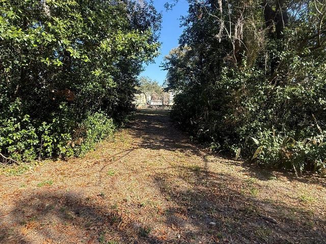 7700 BATES ROAD, Orlando, FL 32807