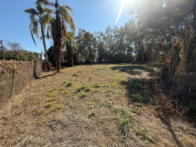 7700 BATES ROAD, Orlando, FL 32807