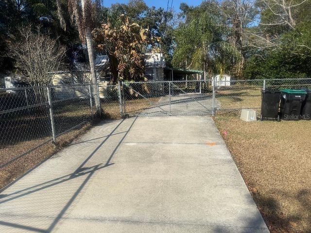 7700 BATES ROAD, Orlando, FL 32807