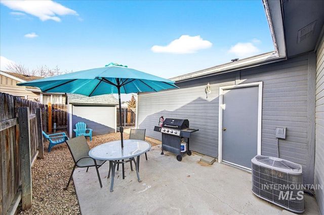 611 Nw 15th, Meridian, ID 83642