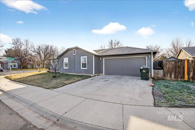 611 Nw 15th, Meridian, ID 83642