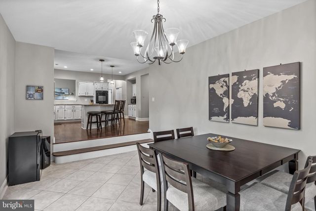 127 FORREST HILLS DR, Voorhees, NJ 08043