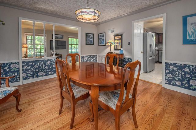 6041 N Santa Monica BOULEVARD, Whitefish Bay, WI 53217