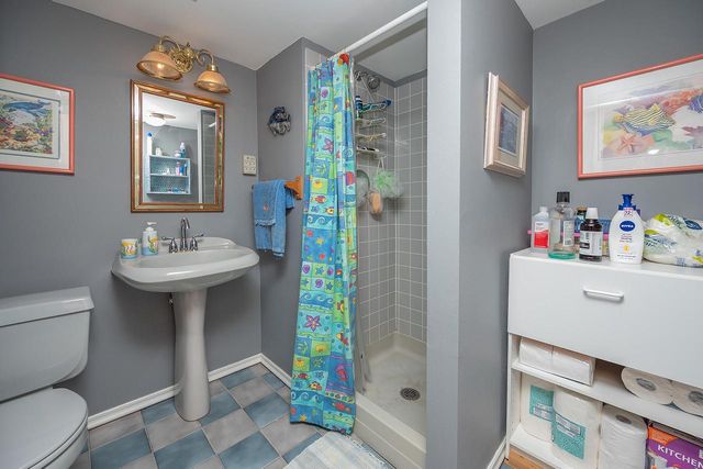 6041 N Santa Monica BOULEVARD, Whitefish Bay, WI 53217