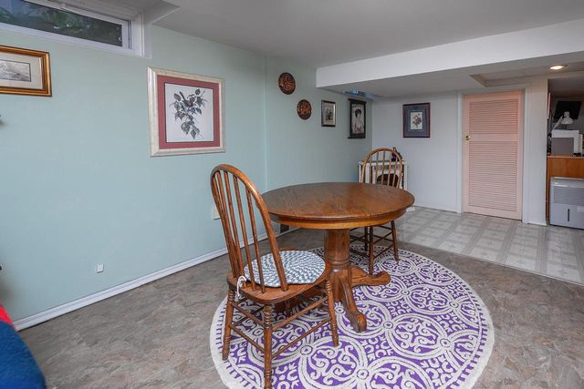6041 N Santa Monica BOULEVARD, Whitefish Bay, WI 53217
