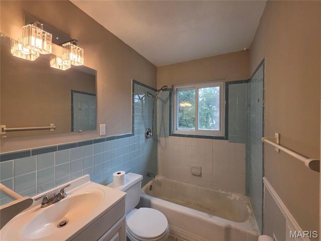 4271 Martyridge Drive, St Louis, MO 63129