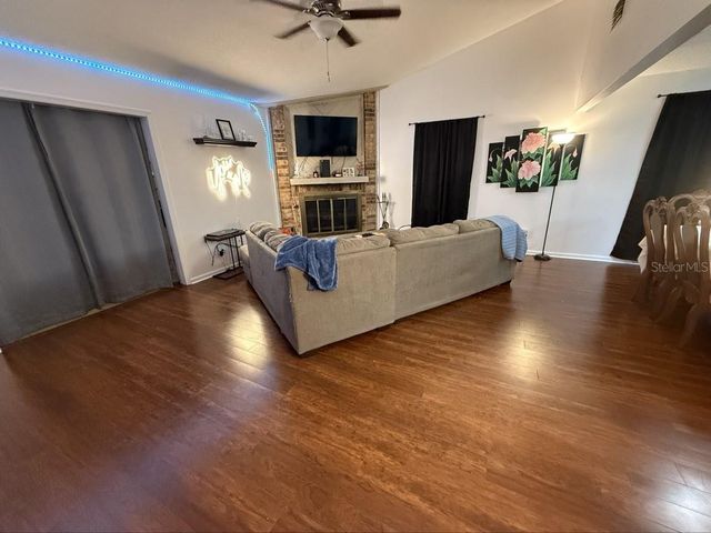35058 WHISPERING OAKS BOULEVARD, Dade City, FL 33523