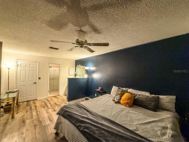 35058 WHISPERING OAKS BOULEVARD, Dade City, FL 33523