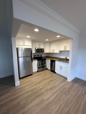 50 Monaco B, Delray Beach, FL 33446