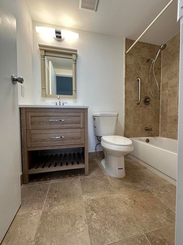 50 Monaco B, Delray Beach, FL 33446