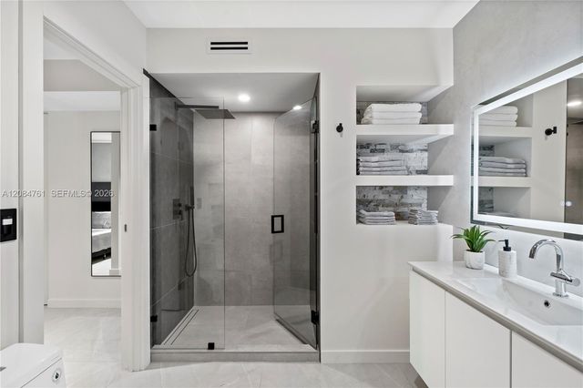 1101 N 14th Avenue, Hollywood, FL 33020