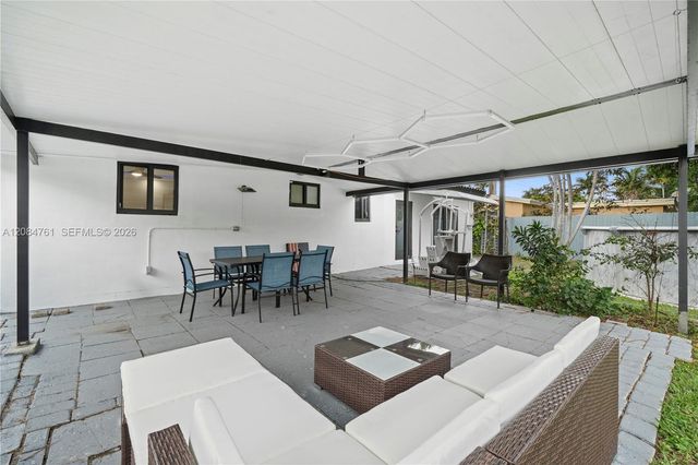 1101 N 14th Avenue, Hollywood, FL 33020