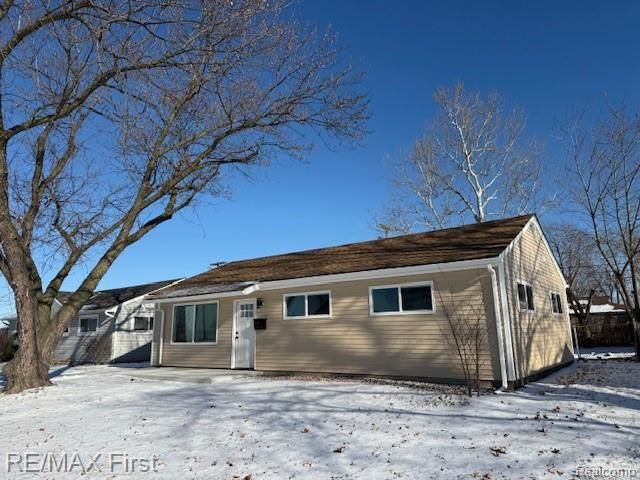 26754 Margaret Street, Roseville, MI 48066