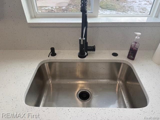 26754 Margaret Street, Roseville, MI 48066