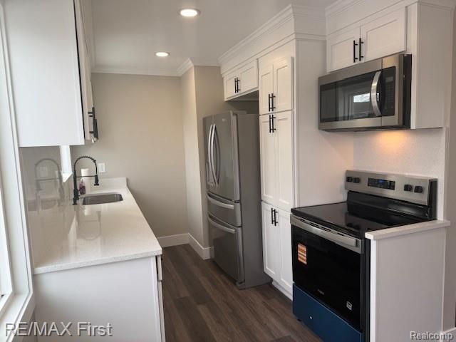 26754 Margaret Street, Roseville, MI 48066