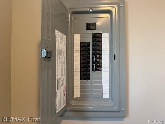 26754 Margaret Street, Roseville, MI 48066