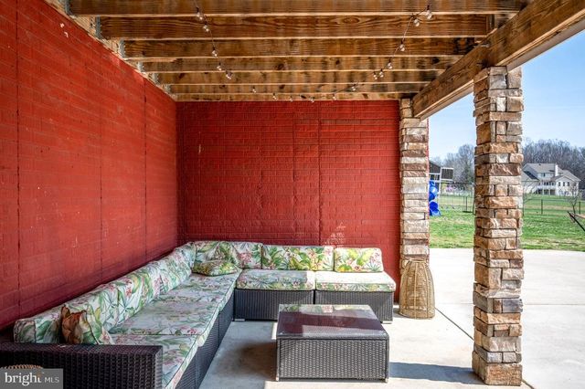 6106 HARTS RUN, Spotsylvania, VA 22551