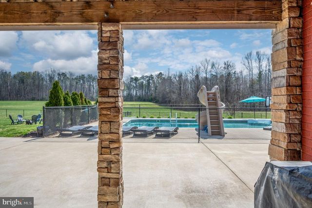 6106 HARTS RUN, Spotsylvania, VA 22551