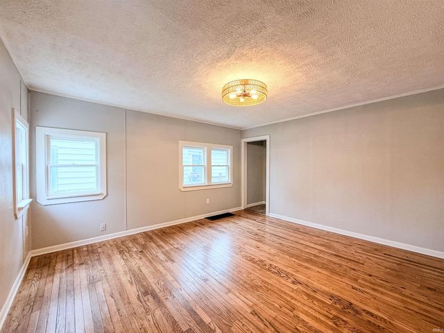 4025 Tacoma Avenue, Fort Wayne, IN 46807