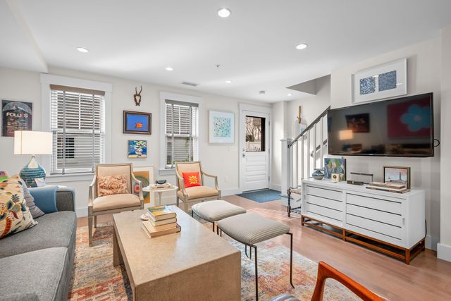 5 School Street U2, Provincetown, MA 02657