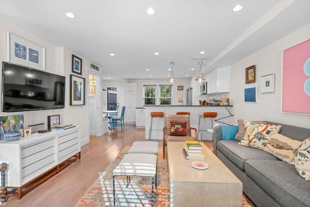 5 School Street U2, Provincetown, MA 02657