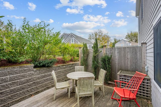 5 School Street U2, Provincetown, MA 02657