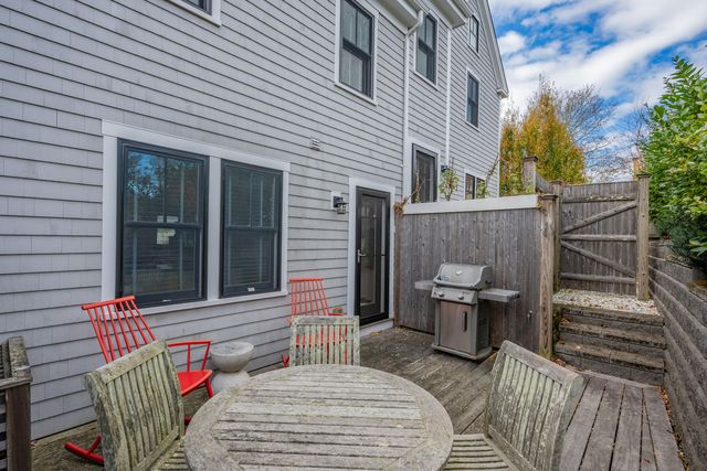 5 School Street U2, Provincetown, MA 02657