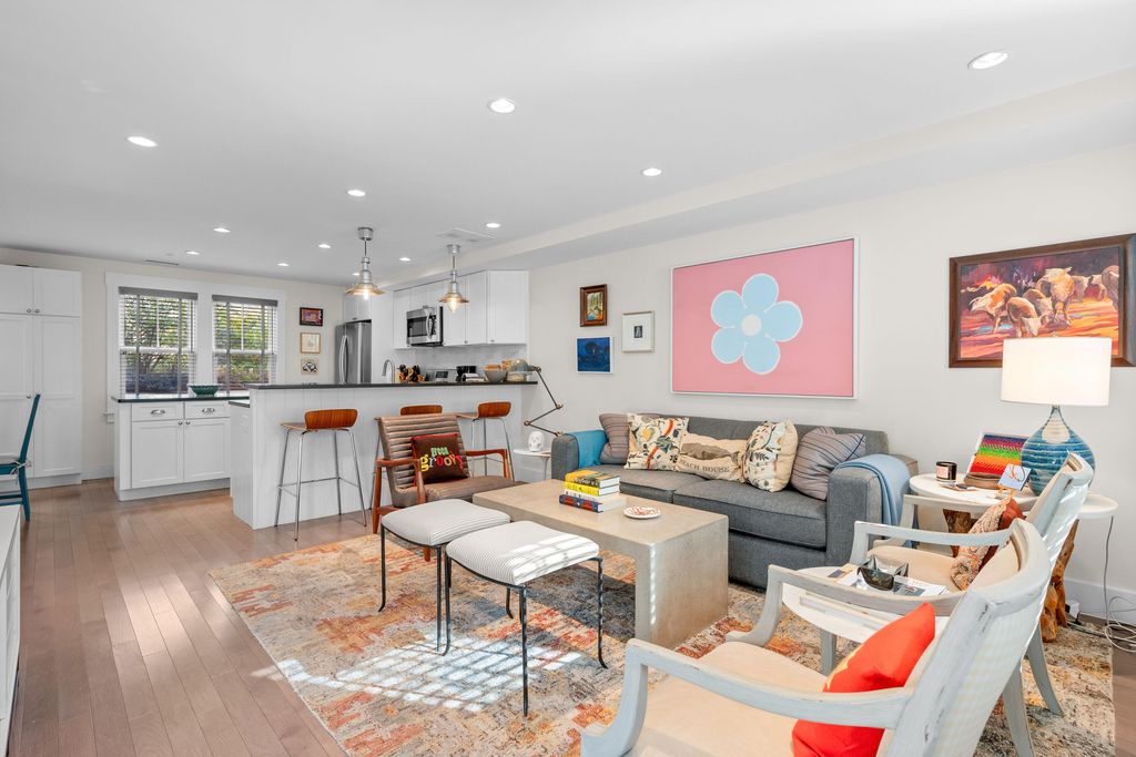 5 School Street U2, Provincetown, MA 02657