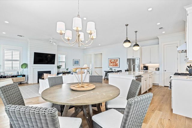 1510 Beachtown Drive, Galveston, TX 77550