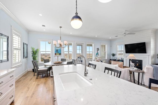 1510 Beachtown Drive, Galveston, TX 77550