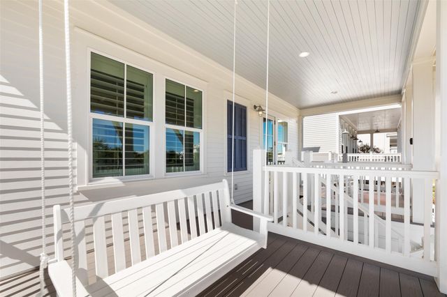 1510 Beachtown Drive, Galveston, TX 77550
